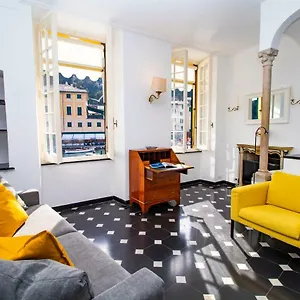 Royal By Portofinohomes Apartment